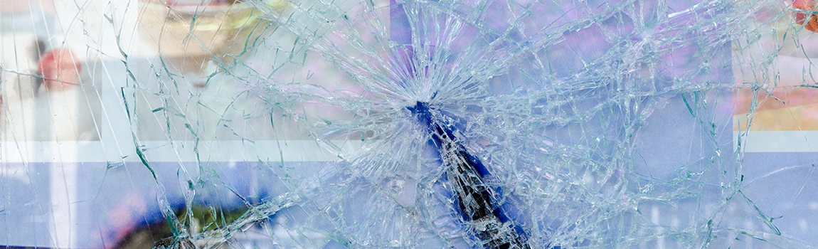 Window Broken Glass Repair in University Park, FL