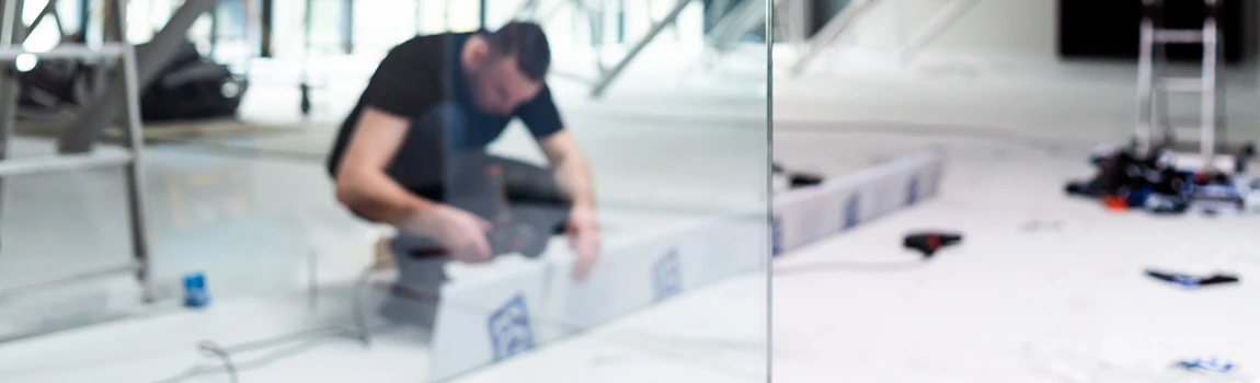 Emergency Commercial Glass Repair in University Park, FL
